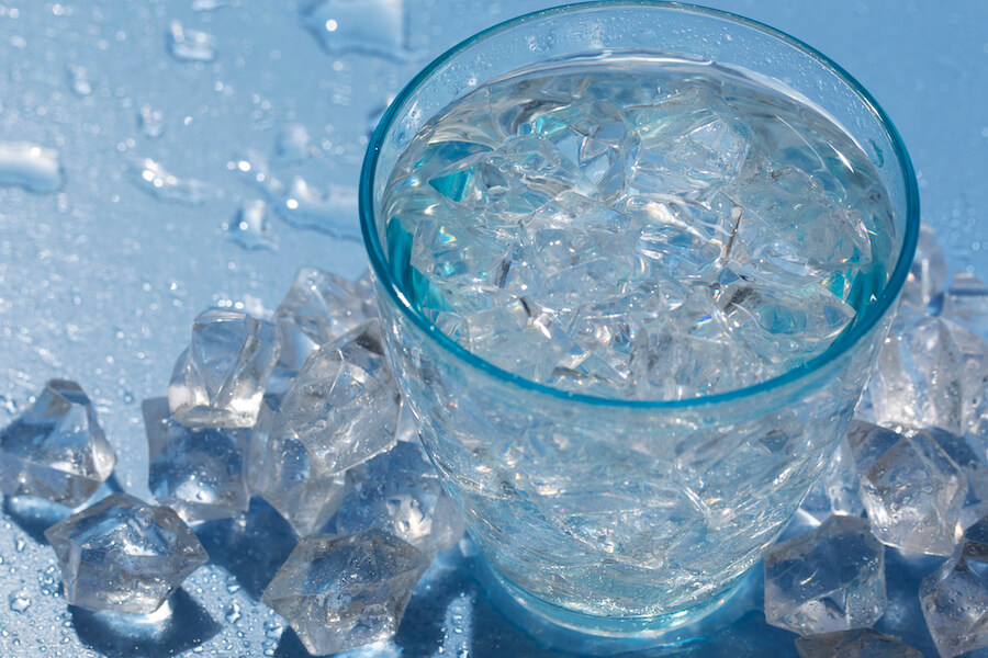 Frigidaire Ice Maker Only Makes Crushed Ice: Solutions - The Thin Kitchen